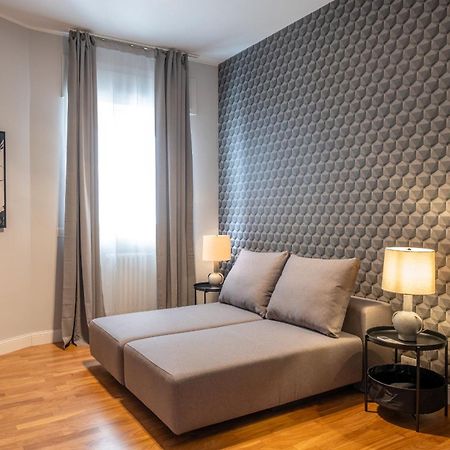 Sweet Life - Luxury Apartment-Suite-Rooms Bari Eksteriør bilde