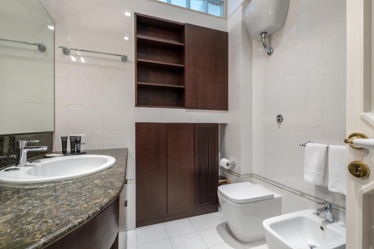 Sweet Life - Luxury Apartment-Suite-Rooms Bari Eksteriør bilde